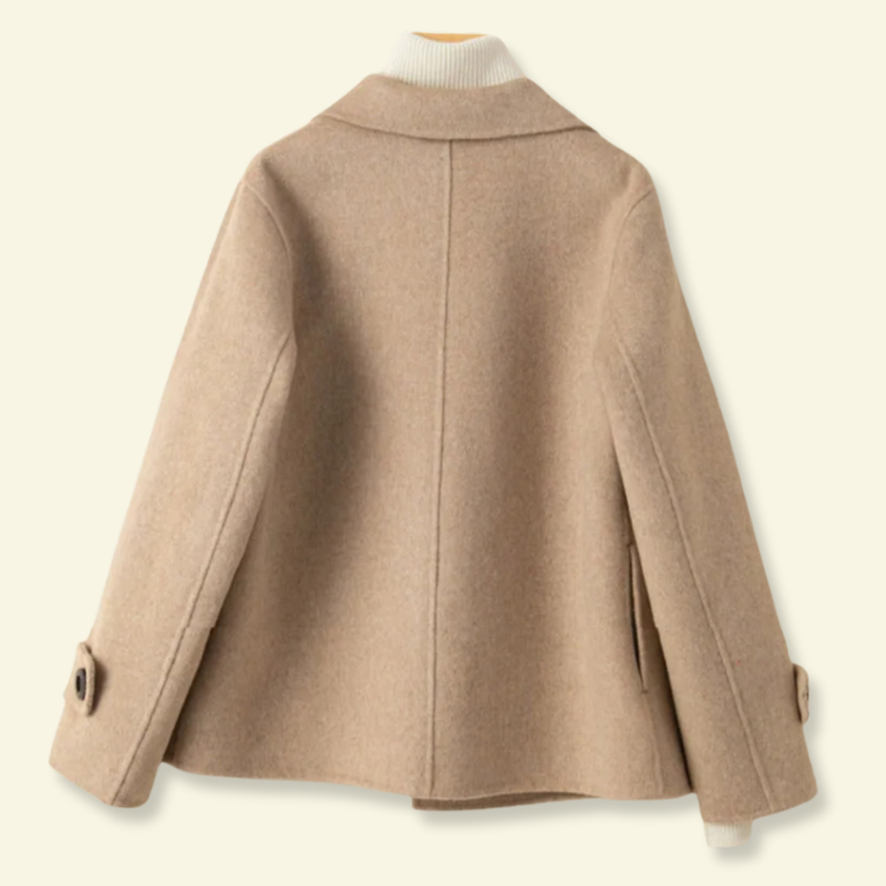 Abrigo corto para mujer con solapas y botones-Coats for women-Casaluzia