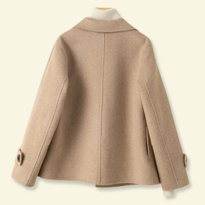 Abrigo corto para mujer con solapas y botones-Coats for women-Casaluzia