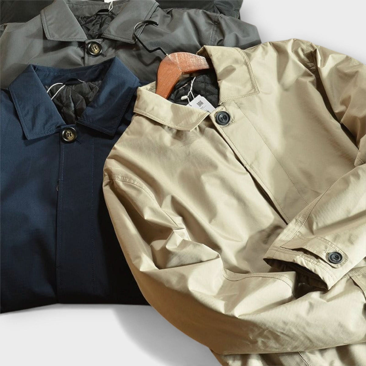 Abrigo de largo medio con botones para hombre-Coats for men-Casaluzia