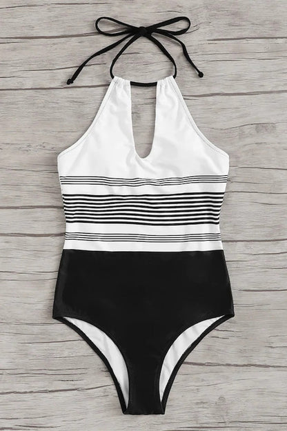 Bañador de mujer de una pieza con cuello halter, abertura frontal y sección media a rayas-Swimwear for women-Casaluzia