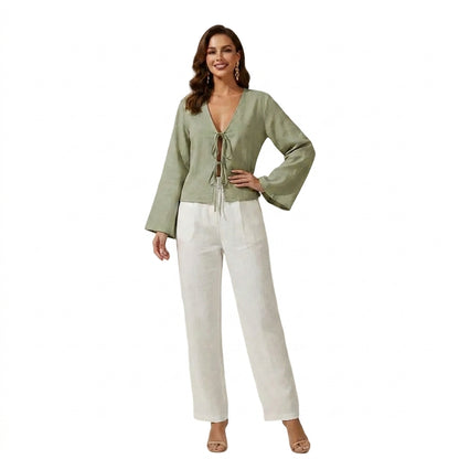 Blusa de mujer con escote en V, cierre de lazos frontal y mangas anchas-Blouse for women-Casaluzia