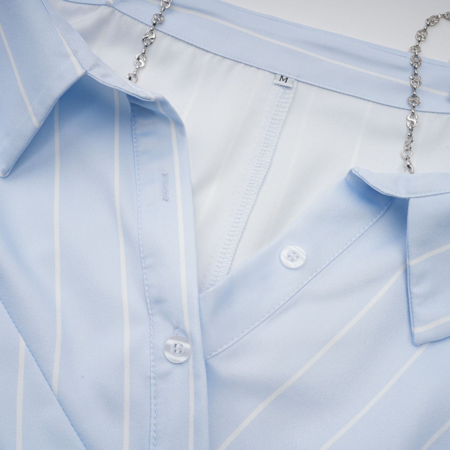 Blusa de rayas con hombros descubiertos y tirantes de cadena para mujer-Blouses for women-Casaluzia