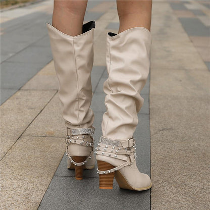 Botas altas holgadas para mujer con correas tachonadas-Footwear for women-Casaluzia