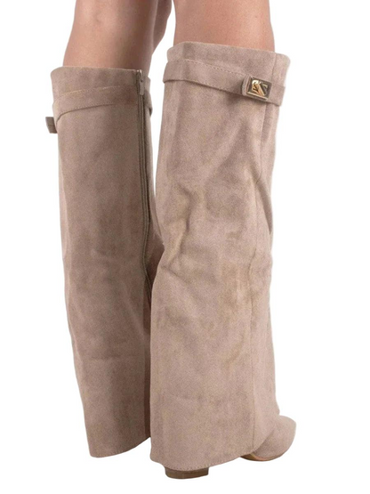 Botas de mujer de caña alta con punta afilada y tacón ancho-Footwear for women-Casaluzia
