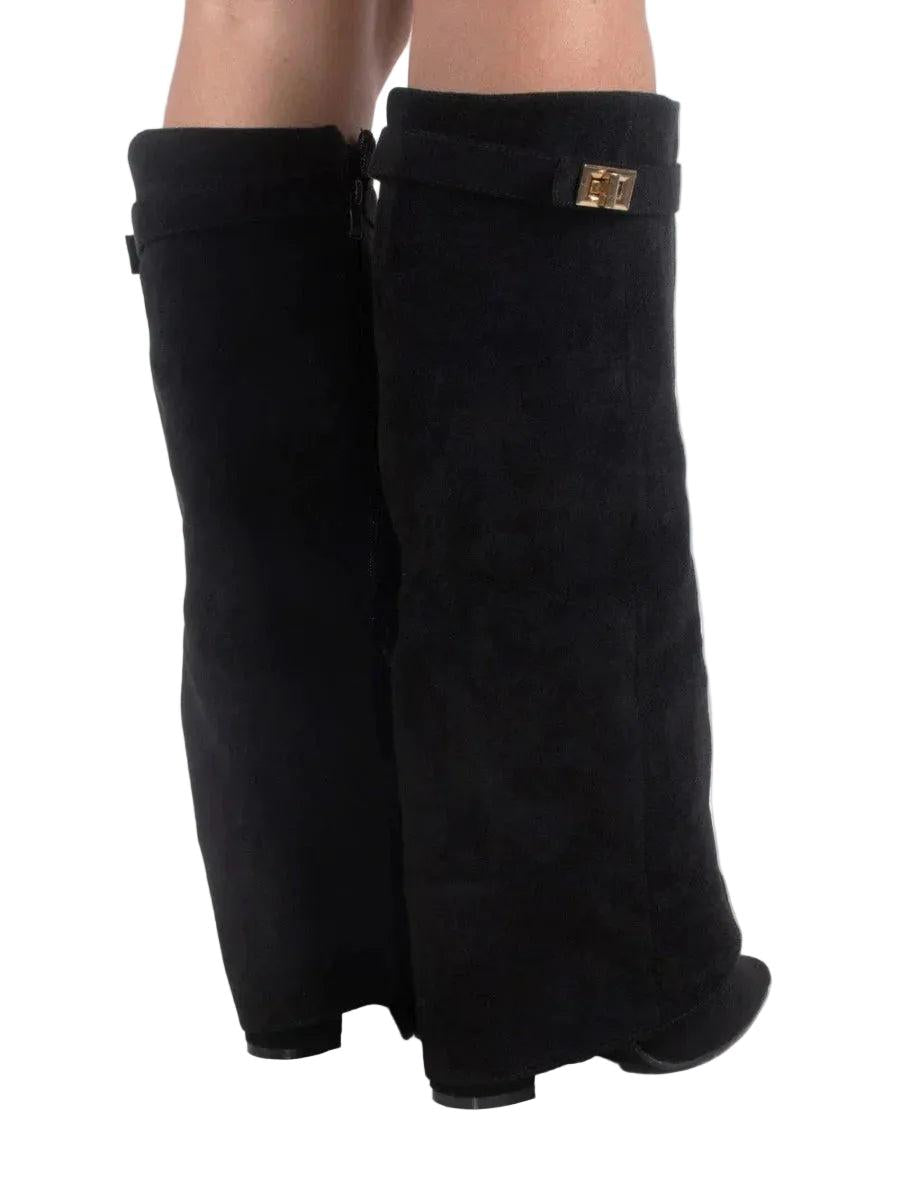 Botas de mujer de caña alta con punta afilada y tacón ancho-Footwear for women-Casaluzia