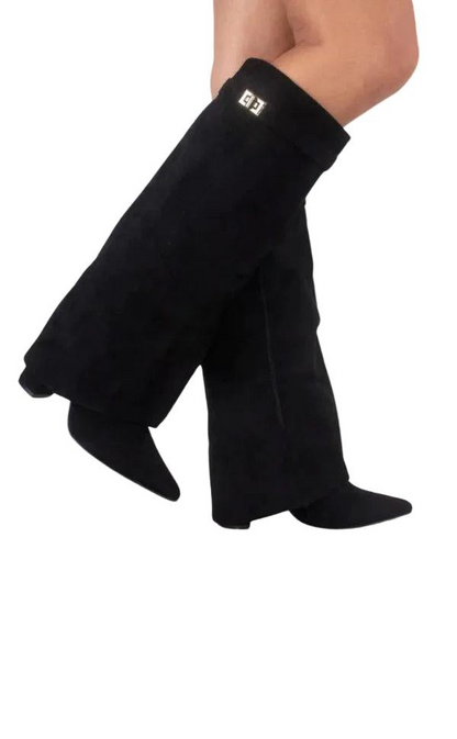 Botas de mujer de caña alta con punta afilada y tacón ancho-Footwear for women-Casaluzia
