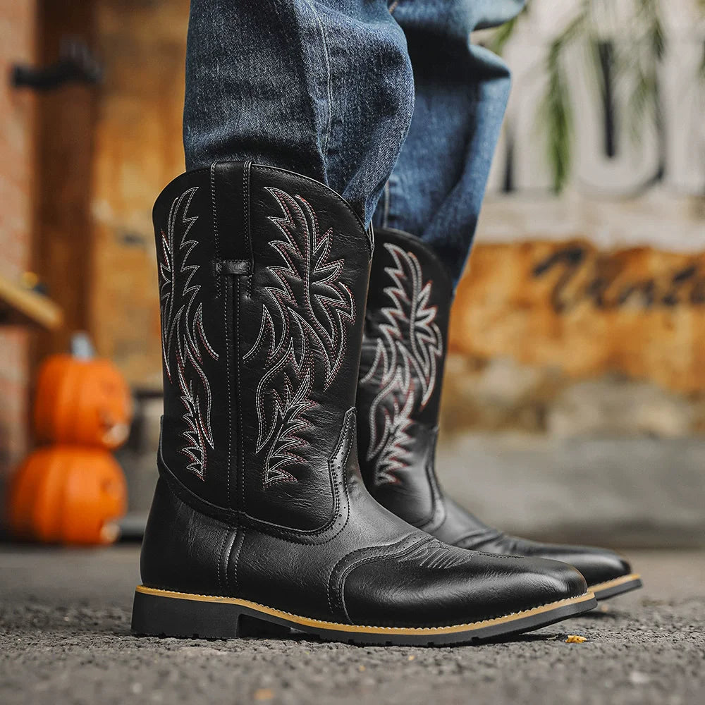 Botas vaqueras para hombre con caña bordada-Footwear for men-Casaluzia