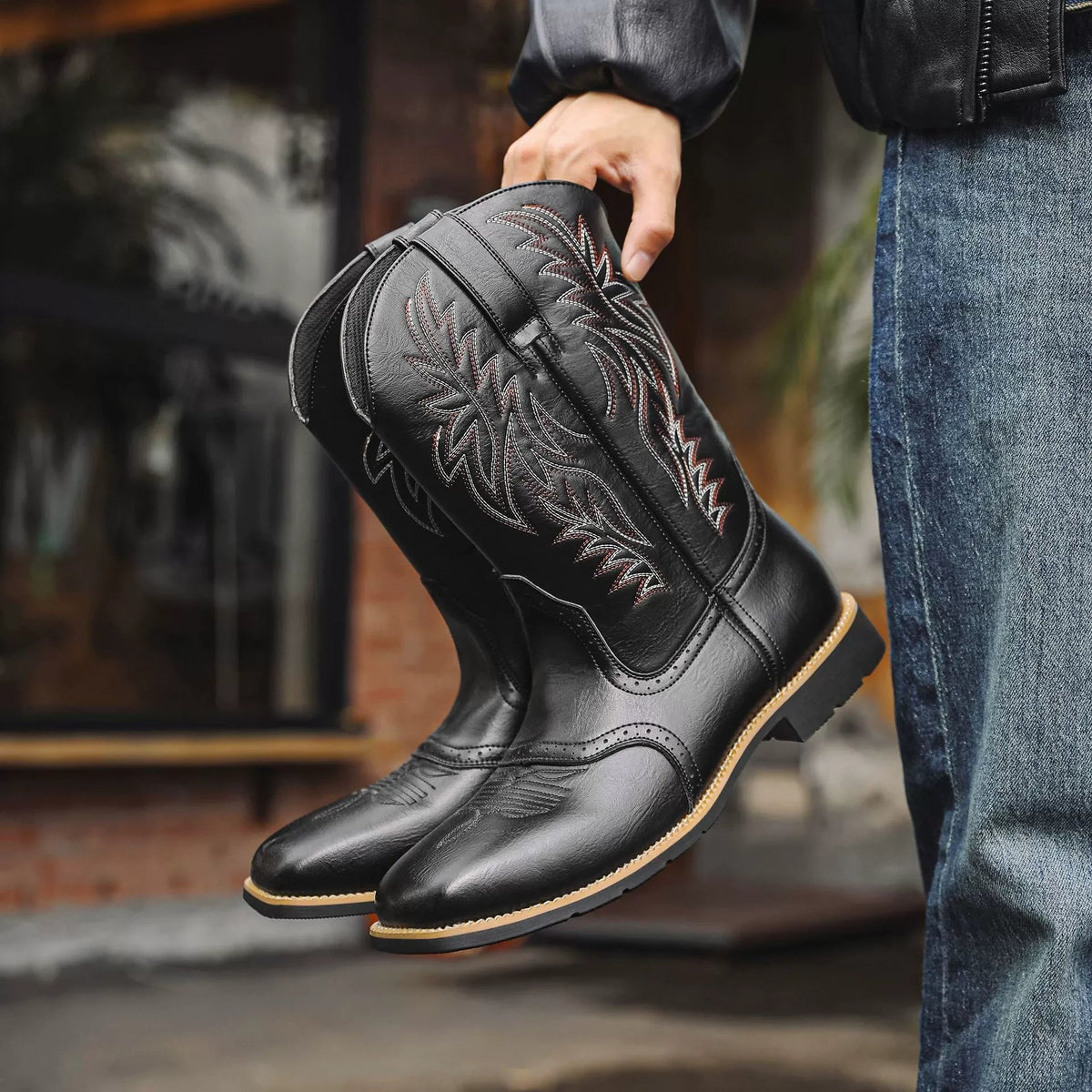 Botas vaqueras para hombre con caña bordada-Footwear for men-Casaluzia