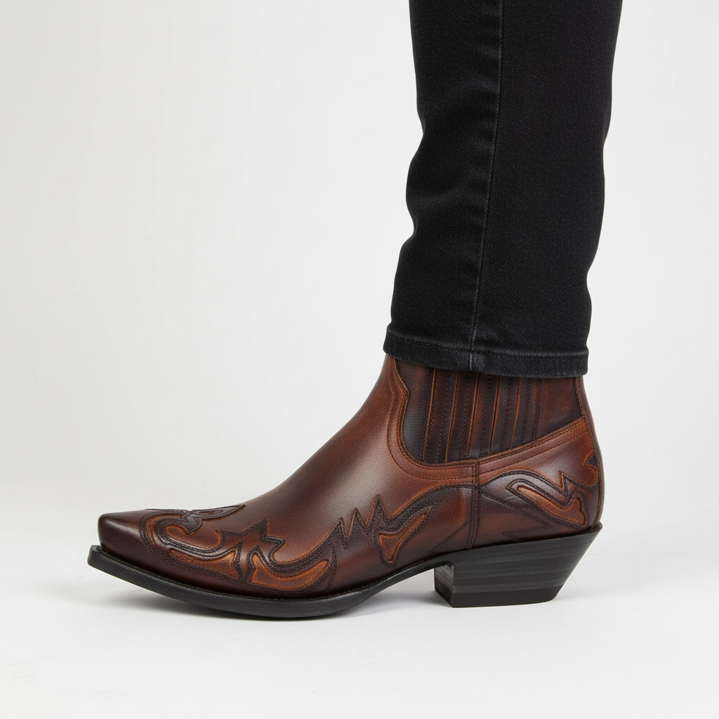 Botas vaqueras para mujer con costuras decorativas-Footwear for women-Casaluzia