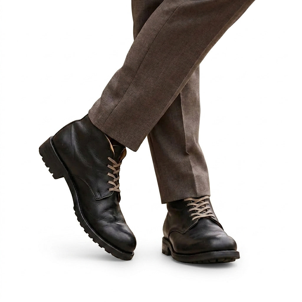 Botines con cordones y suela dentada para hombre-Footwear for men-Casaluzia