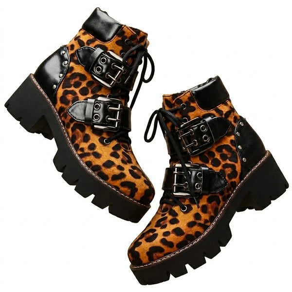 Botines de mujer con estampado de leopardo y correas con hebilla-Footwear for women-Casaluzia