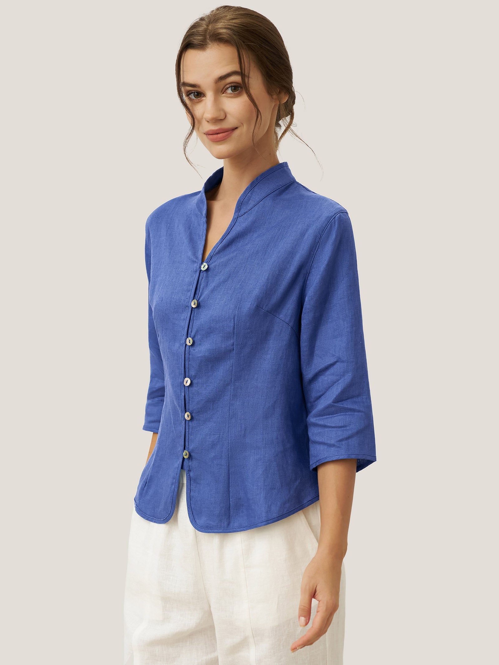 Camisa de lino entallada con cuello mandarín para mujer-Shirts for women-Casaluzia