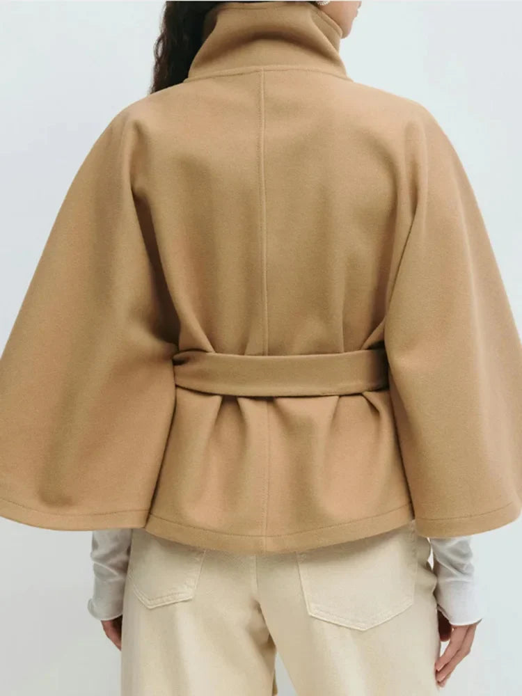 Capa para mujer con cuello alzado y cinturón anudado-Jacket for women-Casaluzia