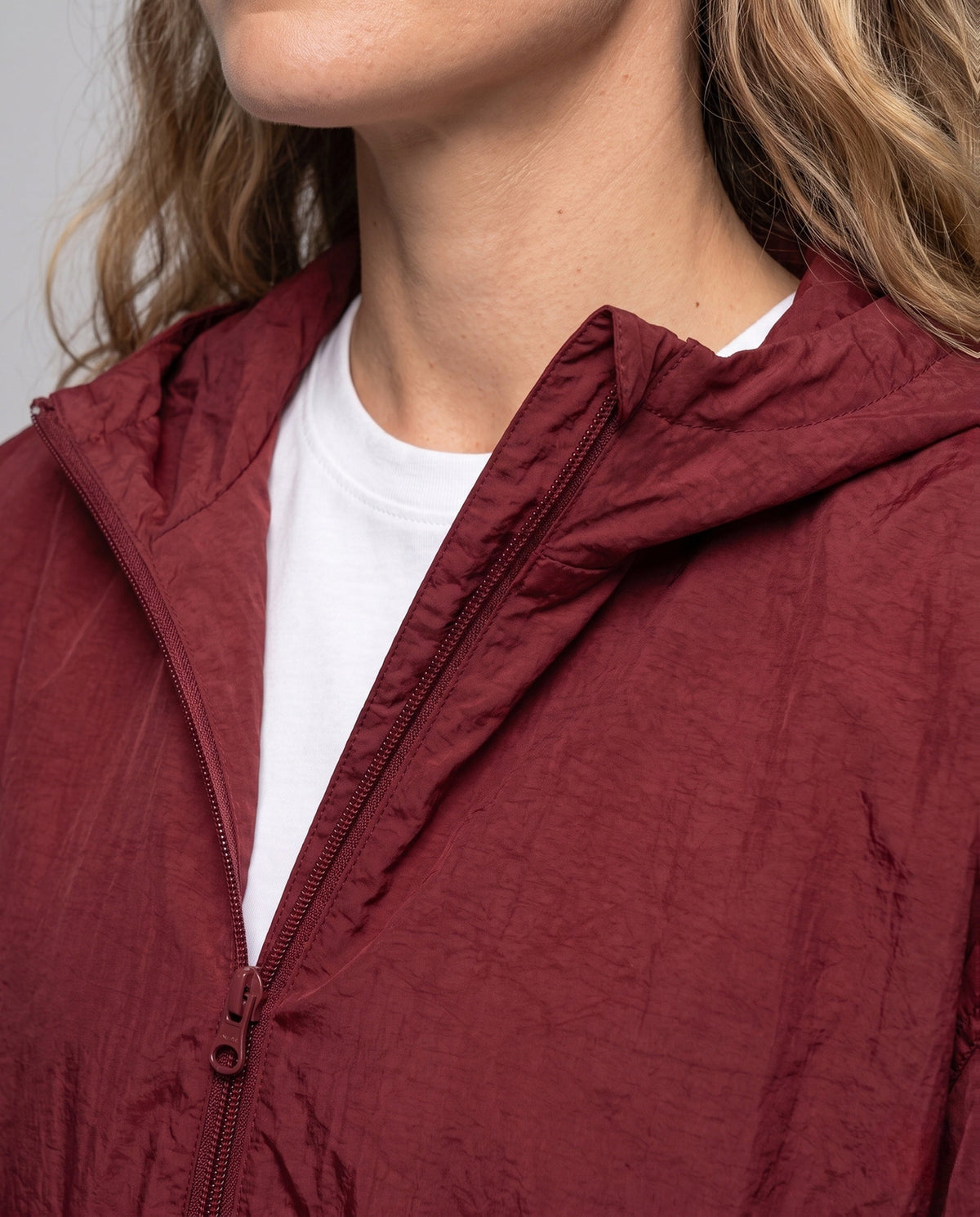 Chaqueta Cortavientos con Capucha y Cremallera para Mujer-Jacket for women-Casaluzia