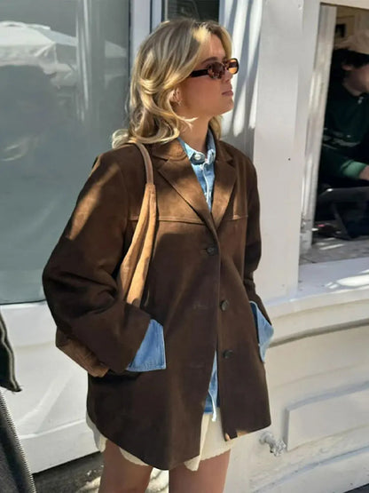 Chaqueta de mujer con cuello y botones-Jacket for women-Casaluzia