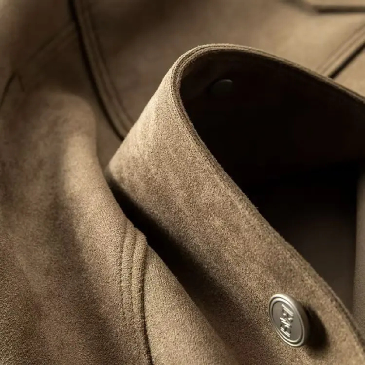 Chaqueta Trucker de ante para hombre con cierre de botones a presión-Jackets for men-Casaluzia