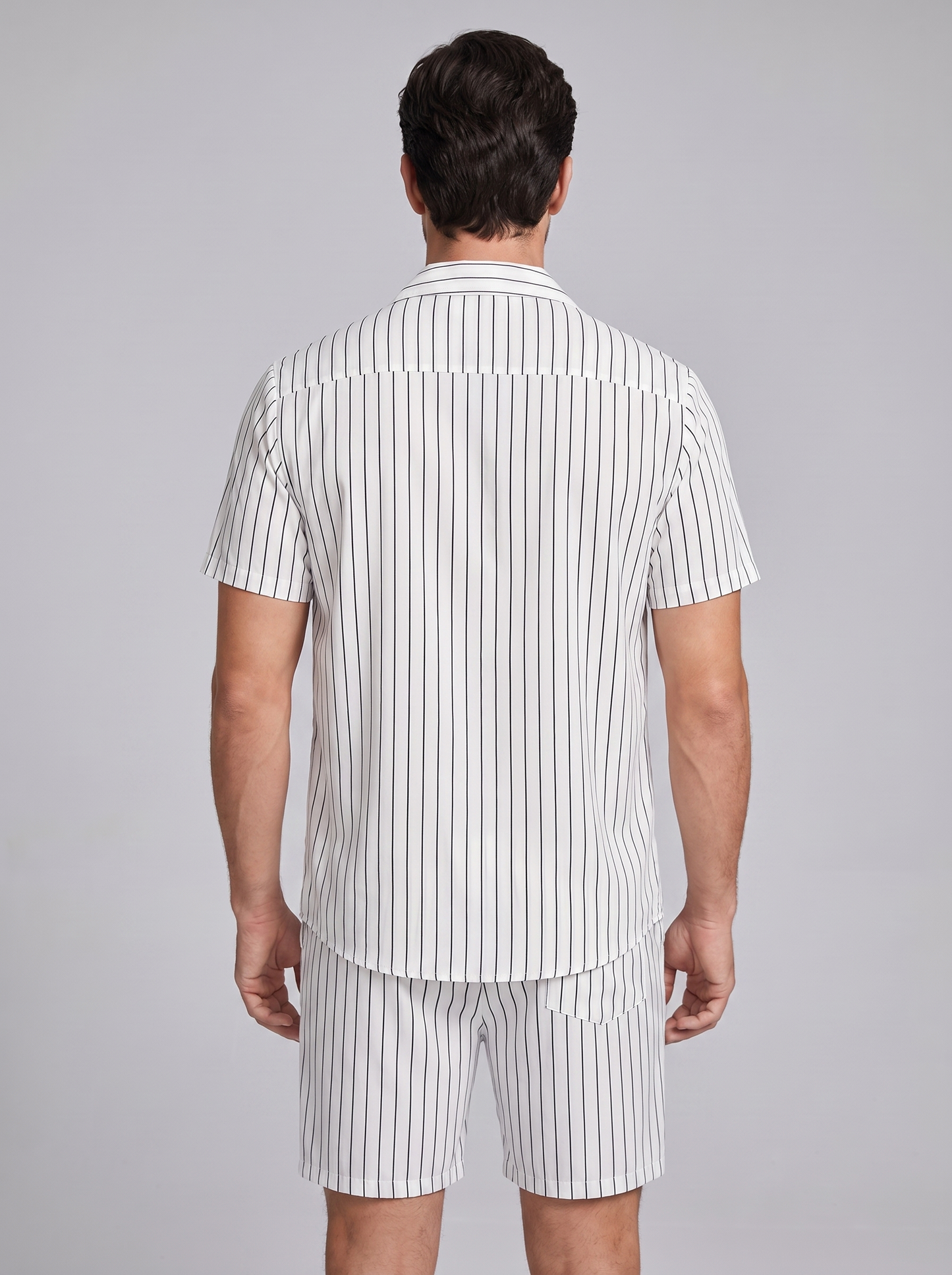 Conjunto de camisa de manga corta y pantalón corto a rayas para hombre-Sets for Men-Casaluzia