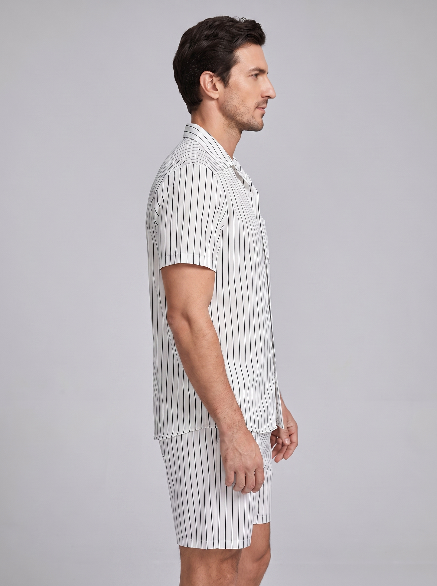 Conjunto de camisa de manga corta y pantalón corto a rayas para hombre-Sets for Men-Casaluzia