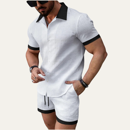 Conjunto de dos piezas para hombre con camisa de manga corta con botones y pantalones cortos con cintura elástica y cordón-Sets for Men-Casaluzia