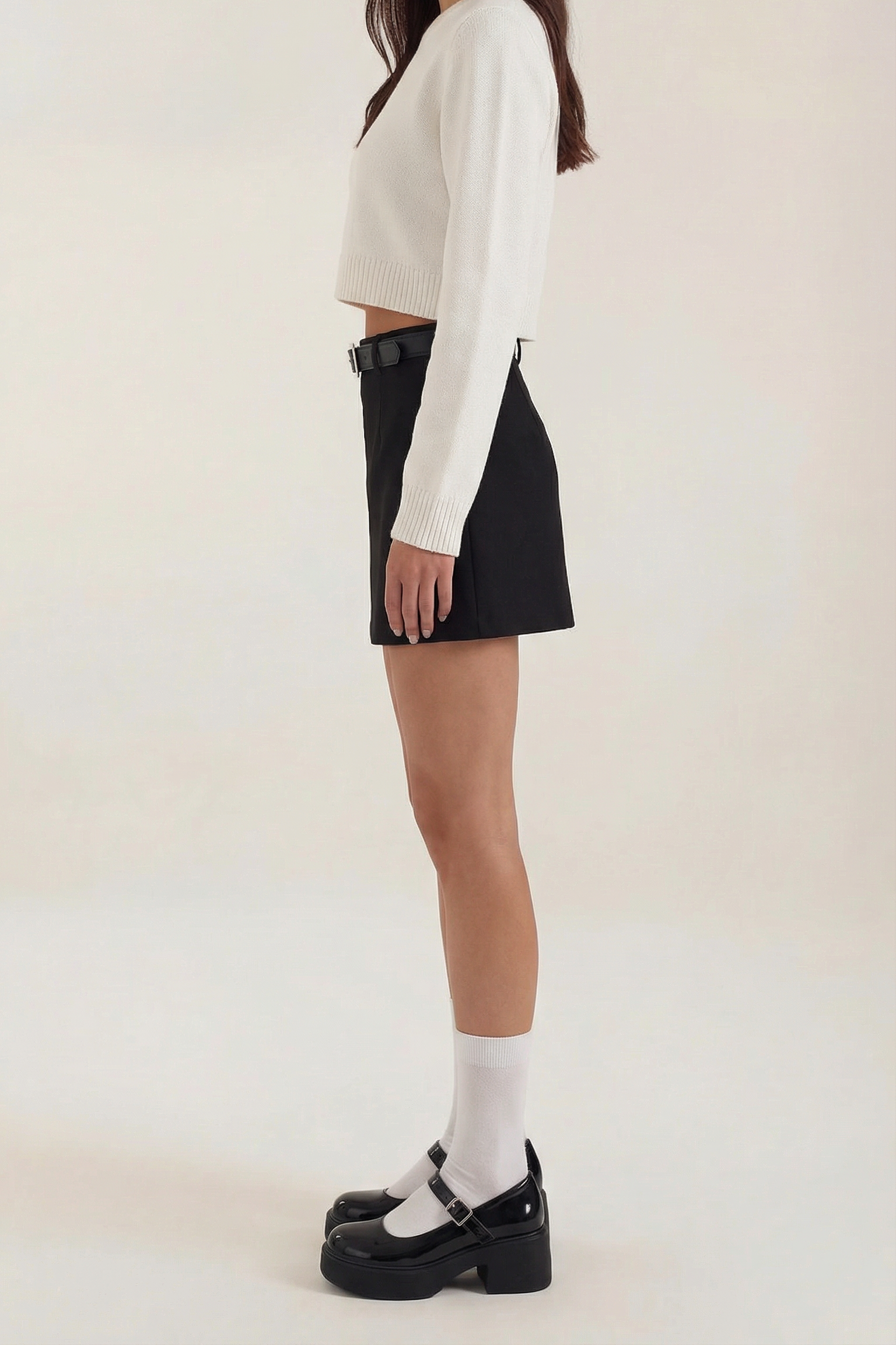 Falda mini de mujer de tiro alto con trabillas y bajo recto-Skirt for women-Casaluzia