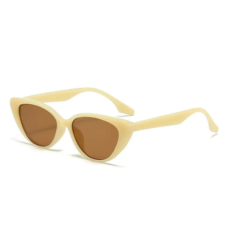Gafas de sol Cat-Eye de mujer con montura sólida-Glasses for women-Casaluzia