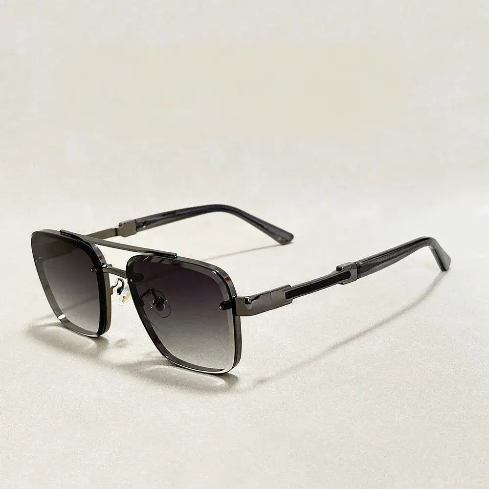 Gafas de sol para hombre con lentes angulares y puente doble-Glasses for men-Casaluzia