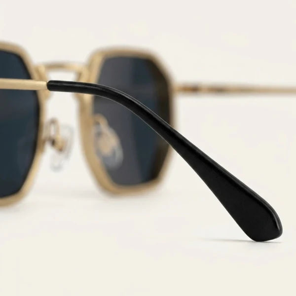 Gafas de sol para hombre con montura geométrica completa y puente angular-Glasses for men-Casaluzia