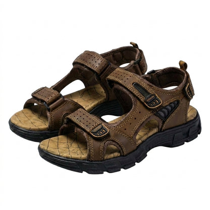 Hombres Sandalias con tres correas ajustables y suela dentada-Footwear for men-Casaluzia