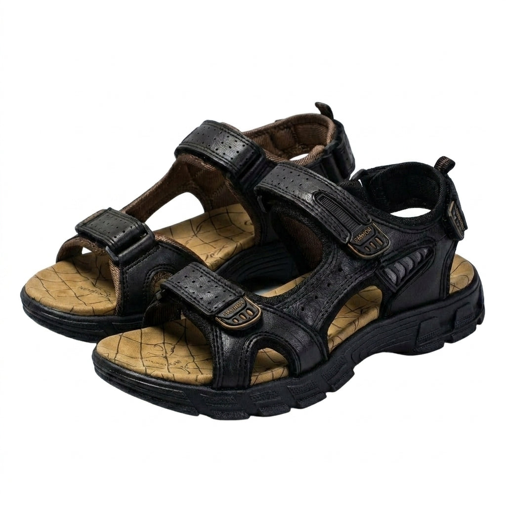 Hombres Sandalias con tres correas ajustables y suela dentada-Footwear for men-Casaluzia