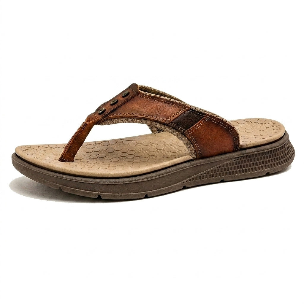 Hombres Sandalias de dedo con detalles metálicos y suela con relieve-Footwear for men-Casaluzia