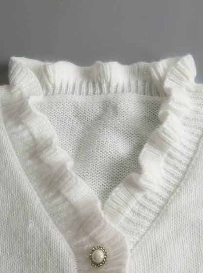 Jersey de punto para mujer con cuello en V con volantes y detalle de botones-Sweaters for Women-Casaluzia