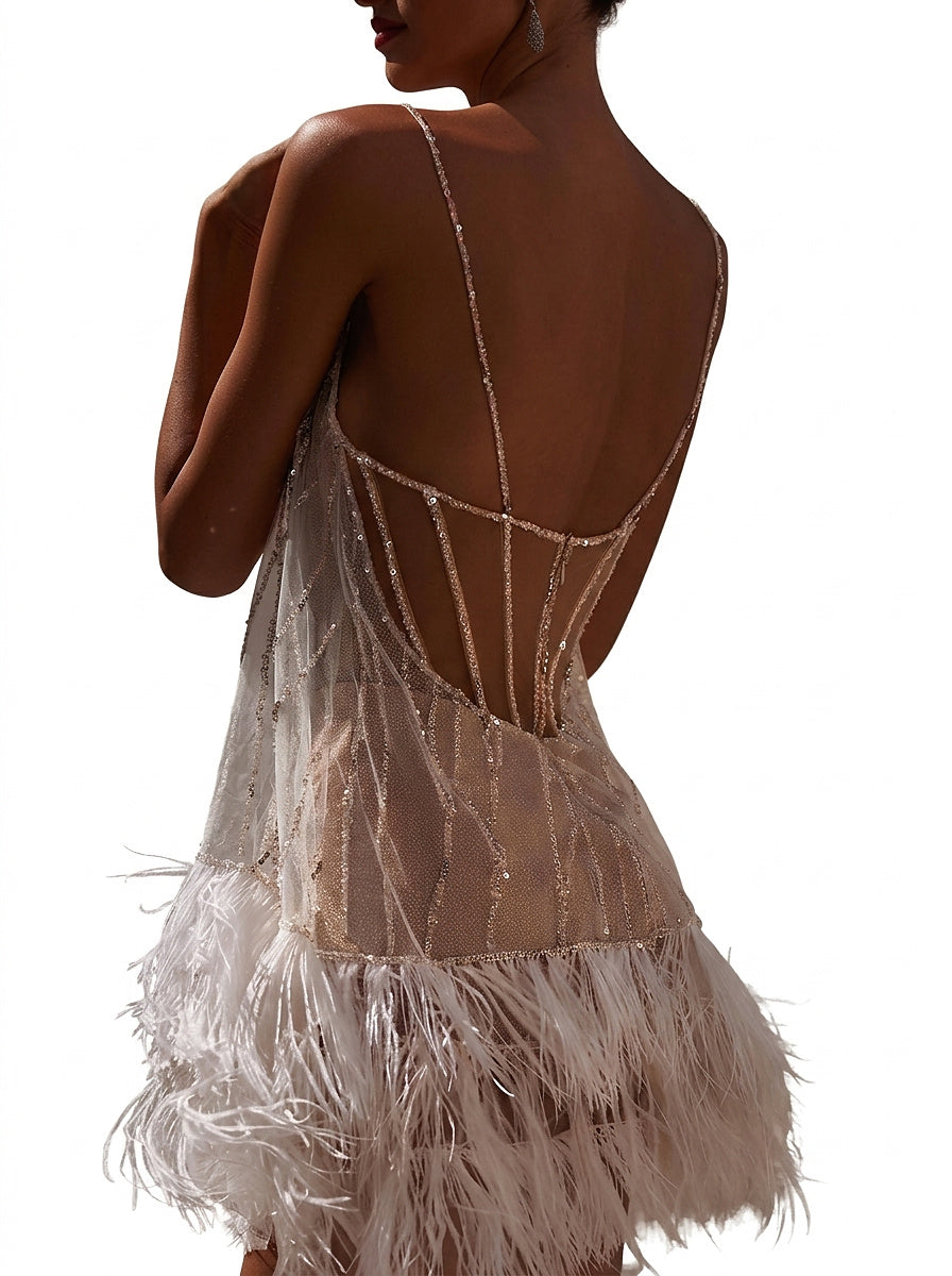 Minivestido adornado para mujer con dobladillo de plumas-Mini Dress-Casaluzia