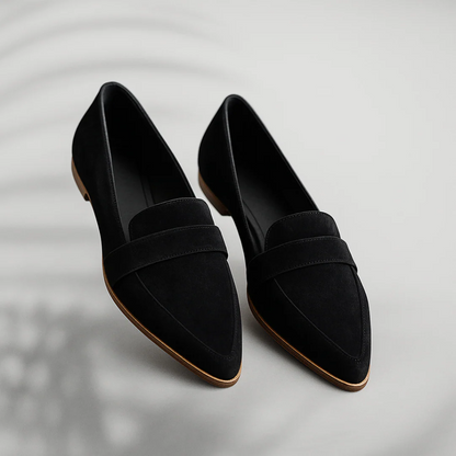 Mocasines de punta fina para mujer con tira decorativa-Footwear for women-Casaluzia