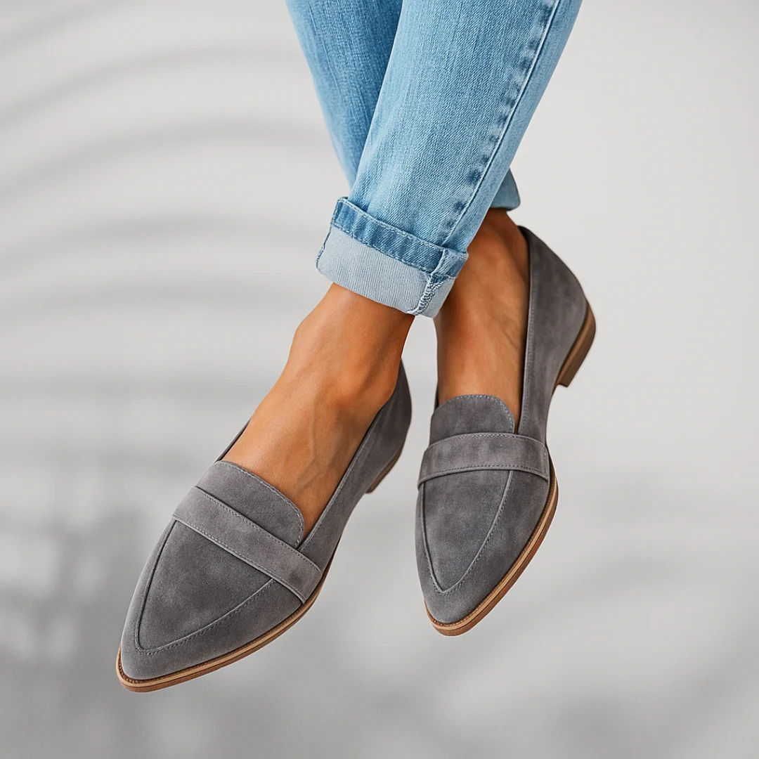 Mocasines de punta fina para mujer con tira decorativa-Footwear for women-Casaluzia