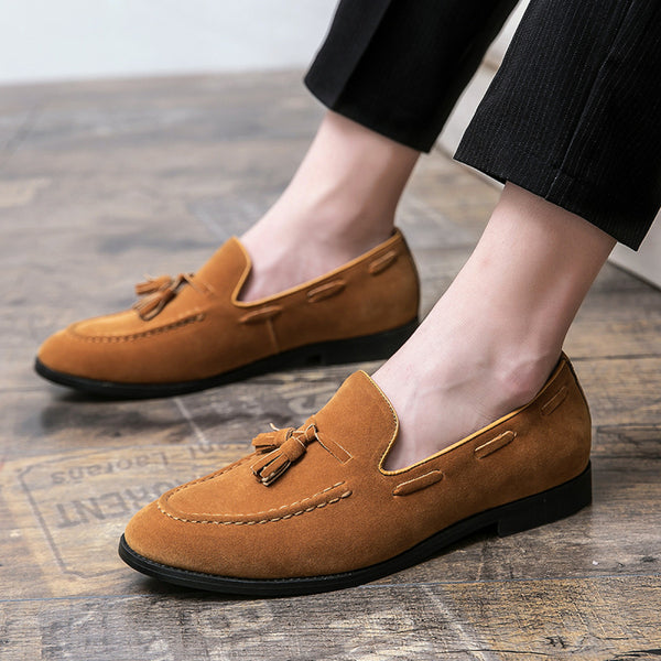 Mocasines para hombre con borlas y costura tipo delantal