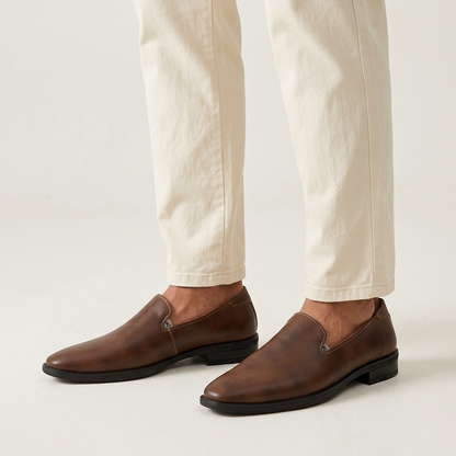 Mocasines sin cordones para hombre con acabado texturizado-Footwear for men-Casaluzia