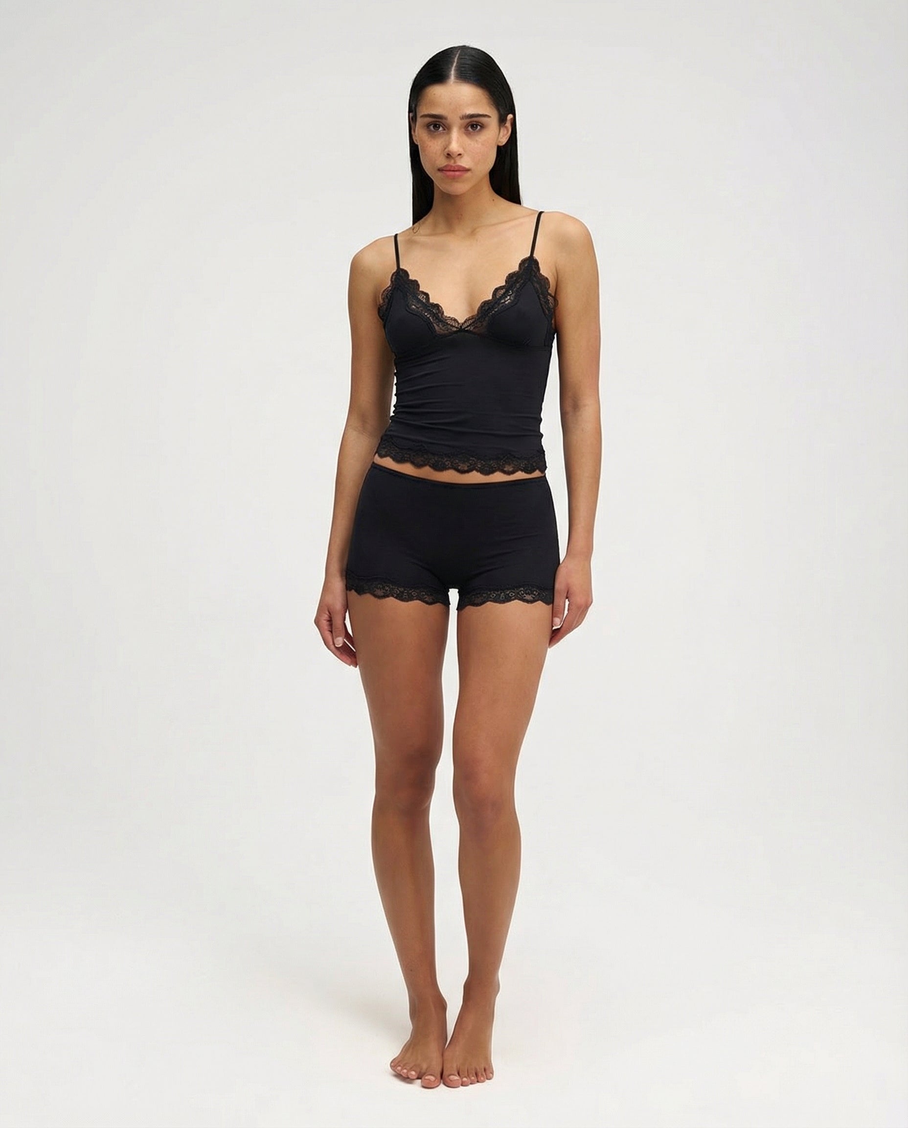 Mujer Conjunto de dos piezas con camisola de tirantes ajustables y pantalones cortos con ribete de encaje-Sets for women-Casaluzia