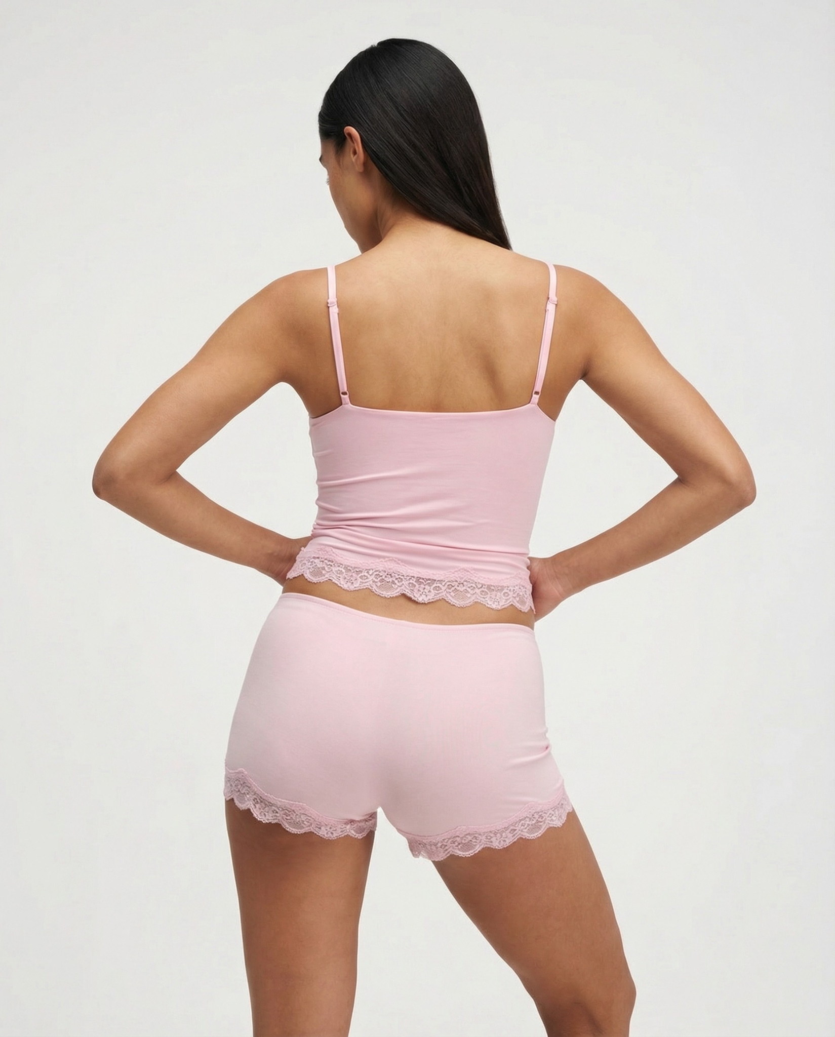 Mujer Conjunto de dos piezas con camisola de tirantes ajustables y pantalones cortos con ribete de encaje-Sets for women-Casaluzia