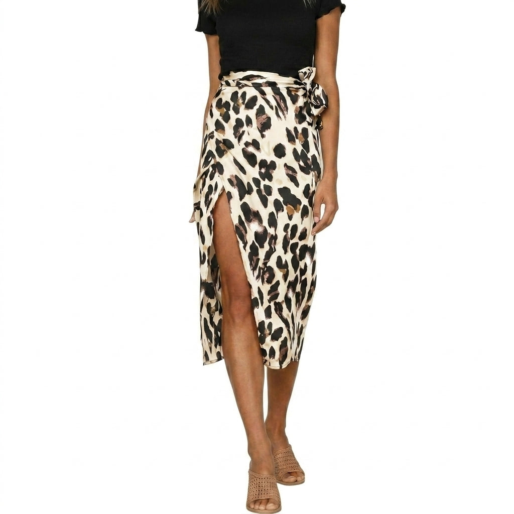 Mujer, falda midi con estampado animal, diseño cruzado y lazo lateral-Skirt for women-Casaluzia