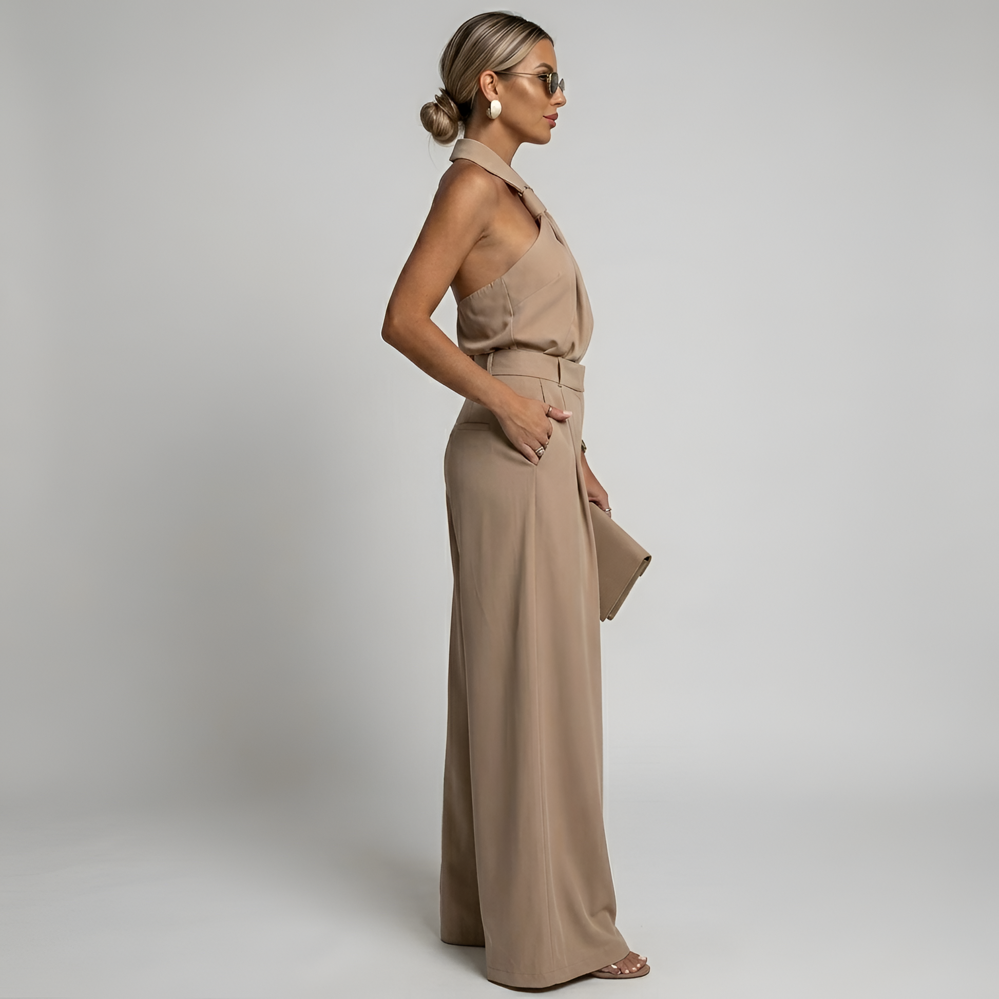 Mujer Mono con Cuello Halter y Pernera Ancha-Jumpsuits for women-Casaluzia