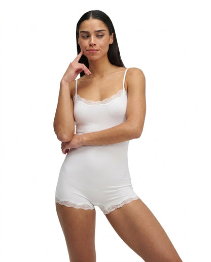Mujer Mono Corto de Tirantes Finos Ajustables con Ribete de Encaje-Jumpsuits for women-Casaluzia