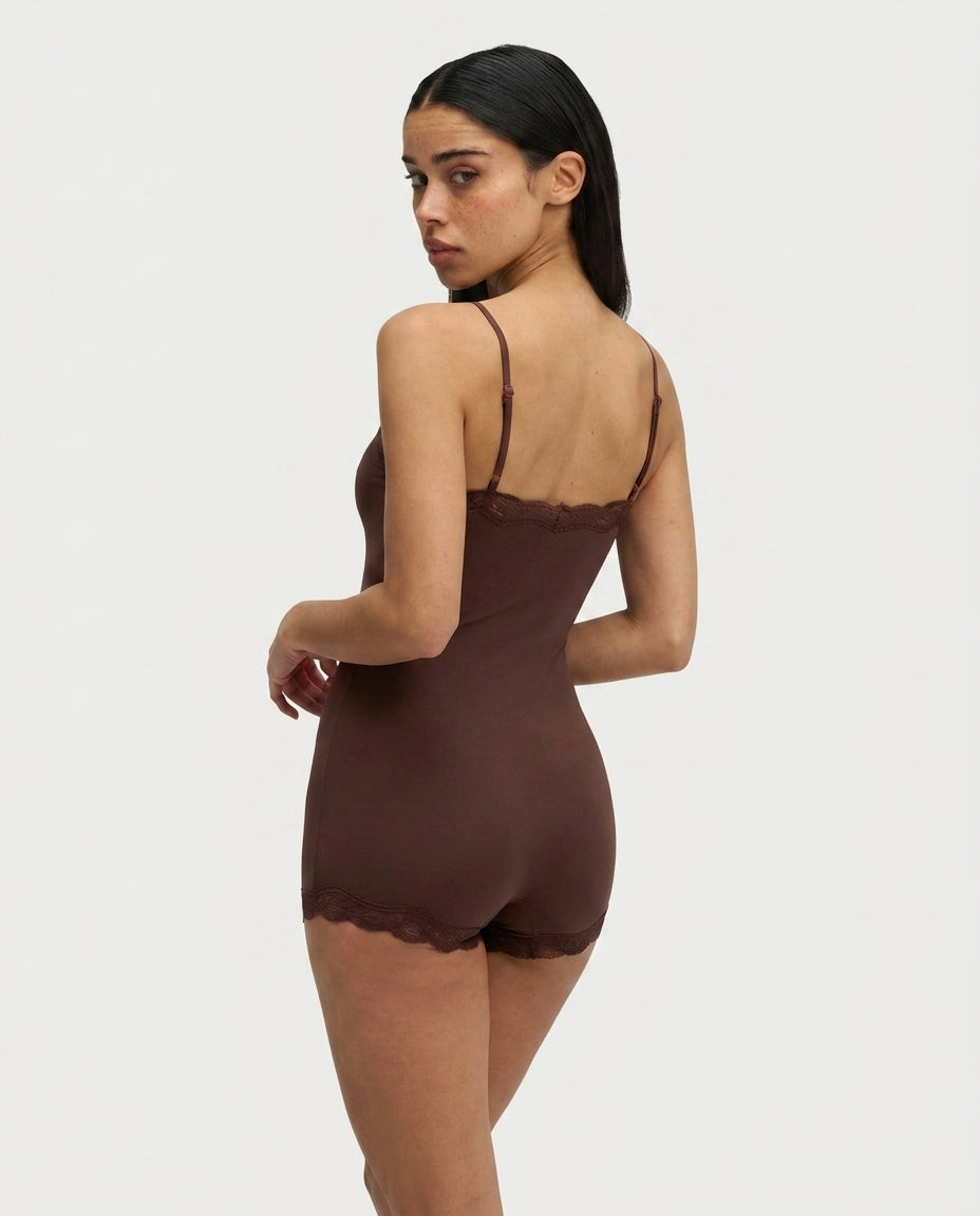 Mujer Mono Corto de Tirantes Finos Ajustables con Ribete de Encaje-Jumpsuits for women-Casaluzia