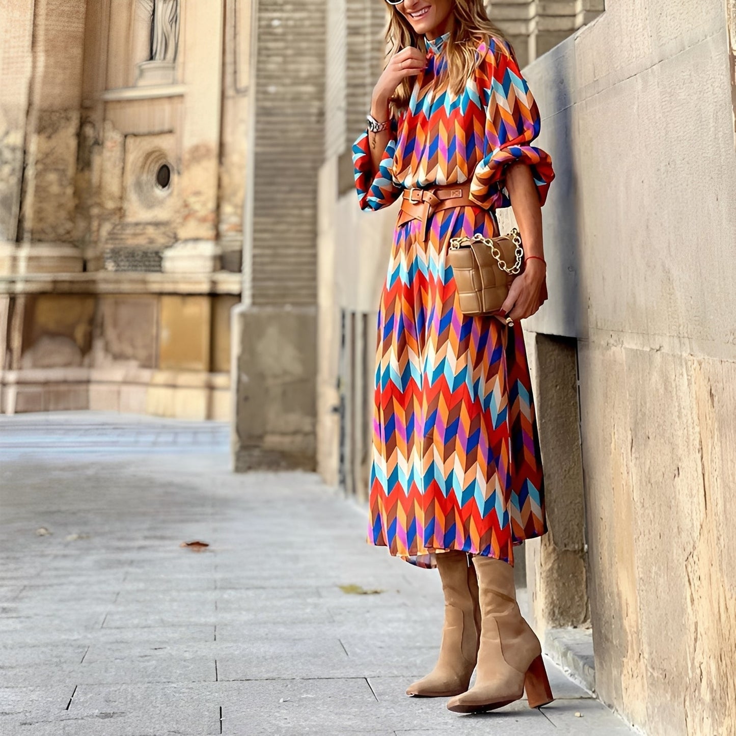 Mujer Vestido midi con patrón geométrico, cuello alto y cinturón-Midi Dress-Casaluzia