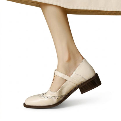 Mujer Zapatos Mary Jane con detalle de brogue y correa en T-Footwear for women-Casaluzia