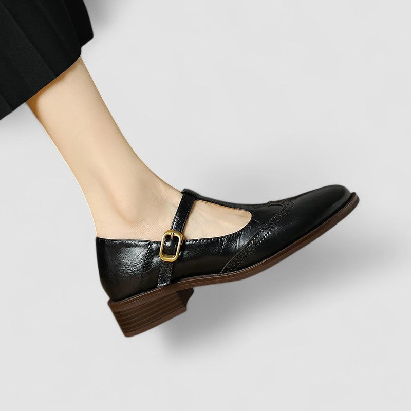 Mujer Zapatos Mary Jane con detalle de brogue y correa en T-Footwear for women-Casaluzia