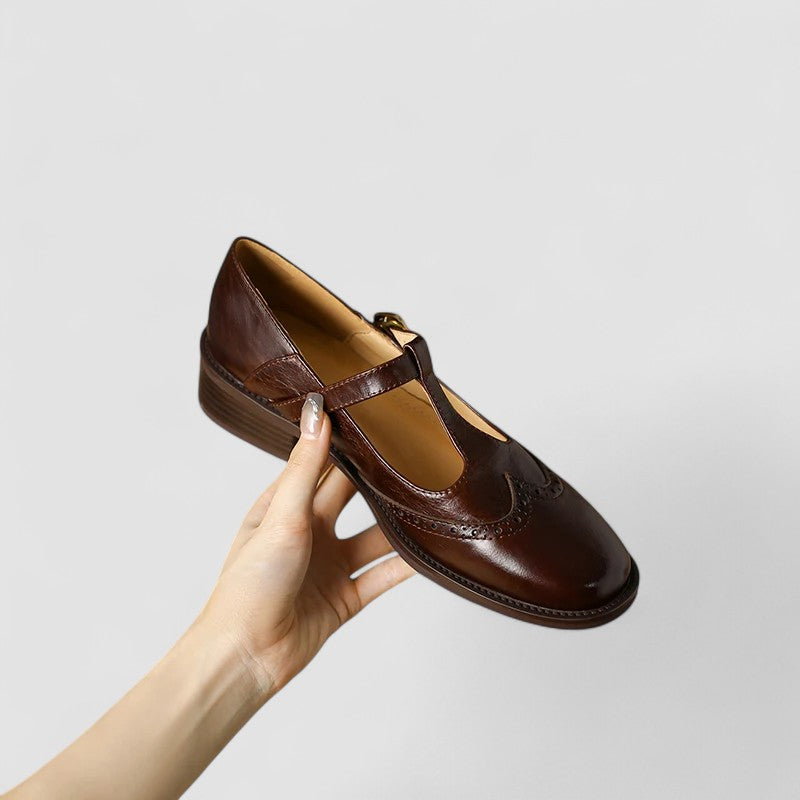 Mujer Zapatos Mary Jane con detalle de brogue y correa en T-Footwear for women-Casaluzia
