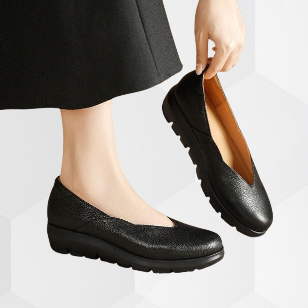 Mujer Zapatos tipo bailarina con suela de cuña y escote en V-Footwear for women-Casaluzia