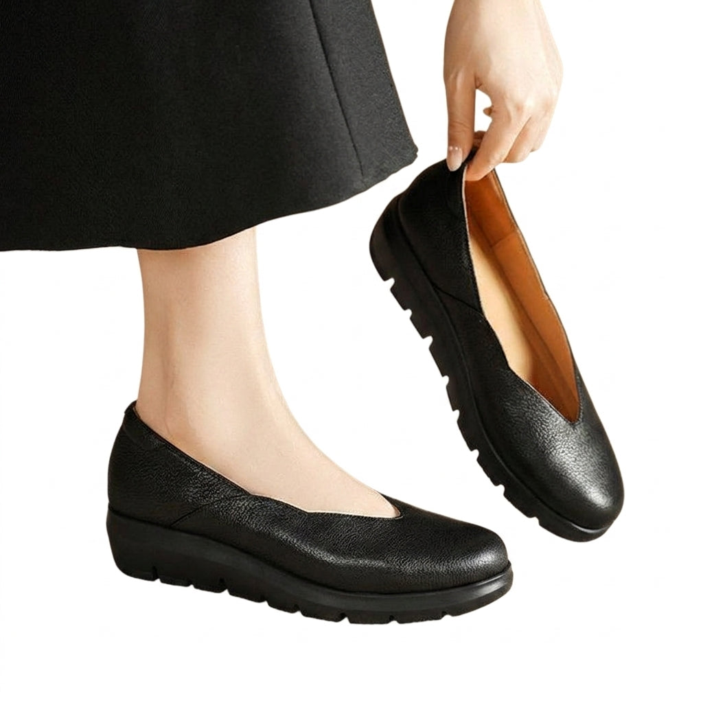 Mujer Zapatos tipo bailarina con suela de cuña y escote en V-Footwear for women-Casaluzia