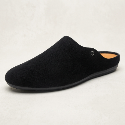 Mules de ante para hombre con detalle de tachuelas metálicas-Footwear for men-Casaluzia
