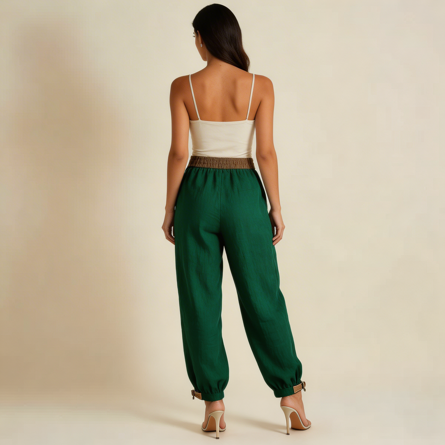 Pantalón de mujer con cintura elástica, cordón ajustable, pernera estrecha y puños fruncidos-Pants for women-Casaluzia